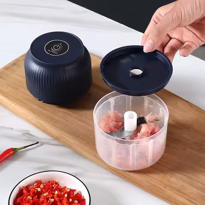 Electric Garlic Masher Crusher Kitchen Food Chopper USB Portable Meat Grinder Vegetable Chopper for Kitchen Gadgets Christmas