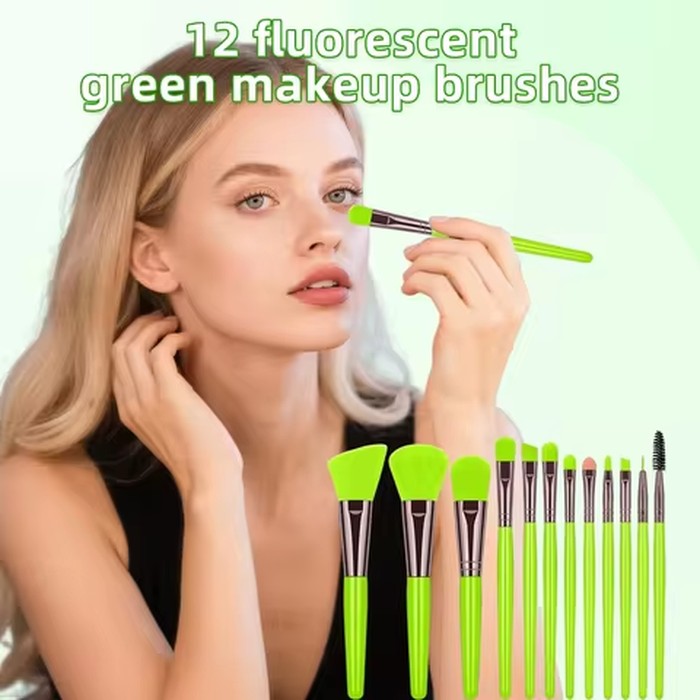 12PC High-Value Fluorescent Green Makeup Brush Set Soft Bristle No Shed Easily Must Have for Applying Foundation Blush Eyeshadow