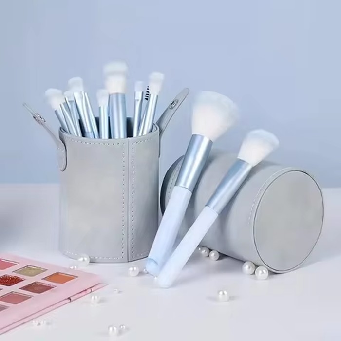 12PCS Makeup Brush Set Blue Foundation Concealer Blush Powder Eye Shadow Kabuki Blending Cosmetic Soft Fluffy Female Makeup Tool