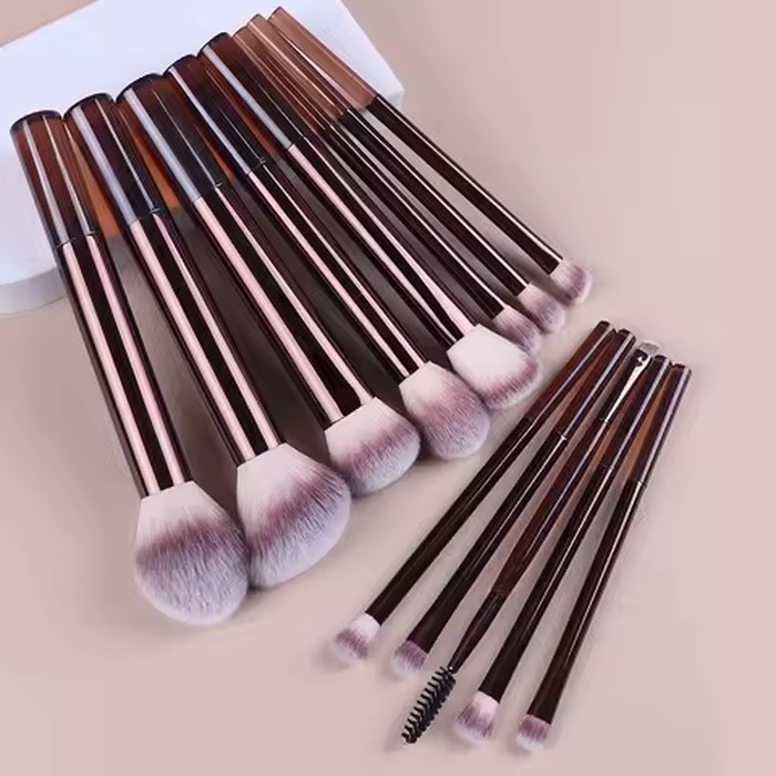Soft Bristle Kabuki Blending Makeup Brush Set 13Pcs Foundation Eyeshadow Blush Cosmetic Tool Professional Salon Daily Facial Makeup Supply