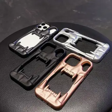Creative Hollow Tiger Tooth Phone Case