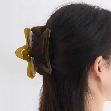 Five-pointed Star Hair Claw Shark Clip