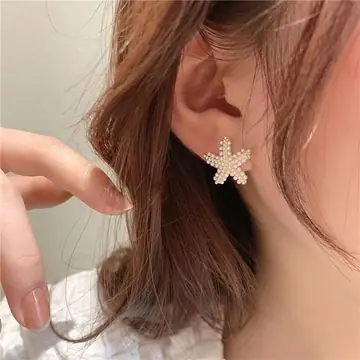 Sea Star Ear Studs Female Delicate Earrings Design