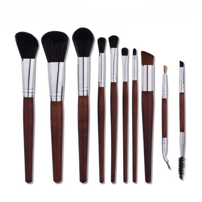 10 makeup brushes