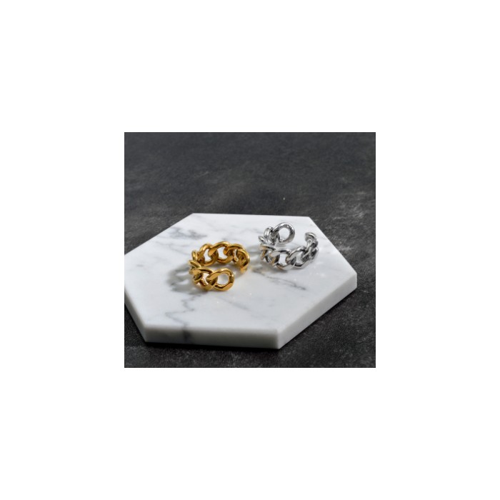 Fashion ring chain with unique design