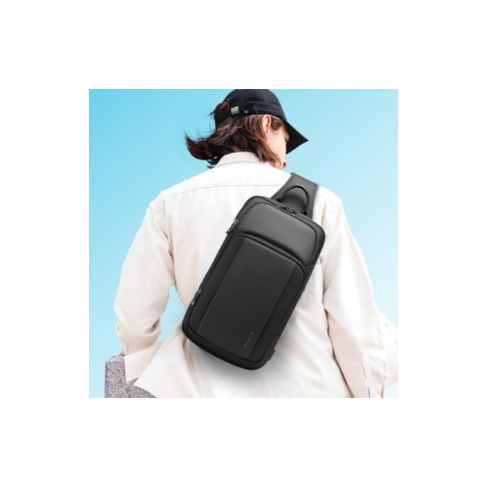 Men's Waterproof Leisure Shoulder Chest Bag