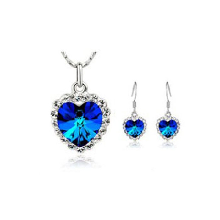 Ocean Star Necklace and Earring Set