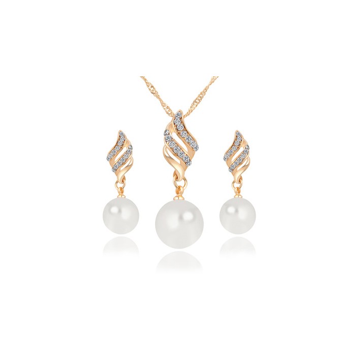Pearl Stud Necklace Set