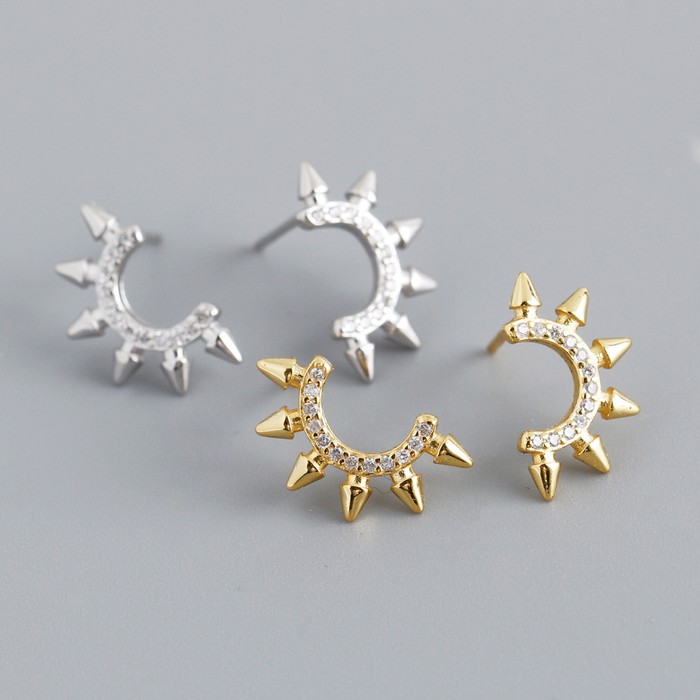 Punk Pointed Tapered S925 Sterling Silver Diamond Fashion Personality Earrings